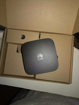華為悅盒EC6108V系列 全網(wǎng)通4K安卓智能機頂盒的深度解析與視覺呈現(xiàn)